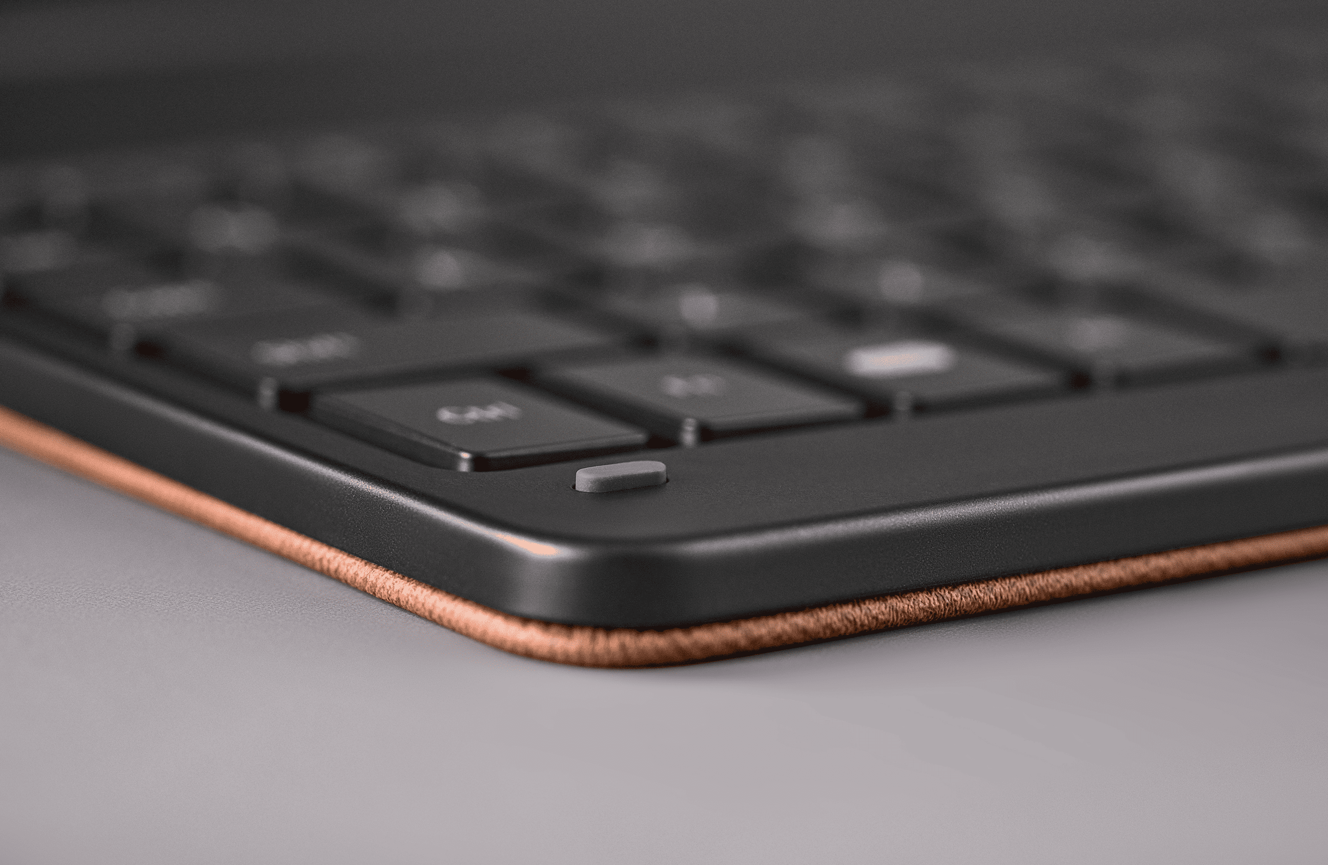 Boox Note Air 5 C w magnetycznym etui z klawiaturą